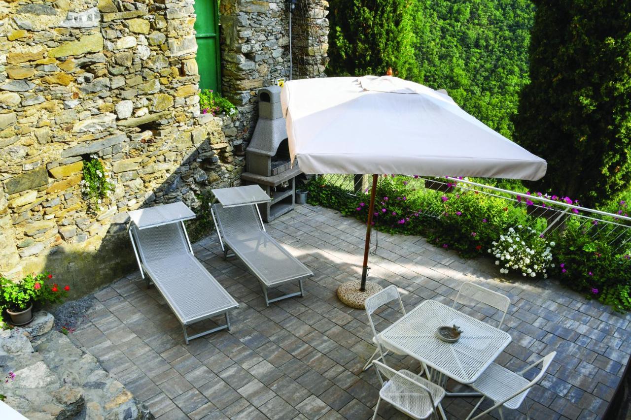 Agriturismo Nonnamelia Nasino Eksteriør bilde