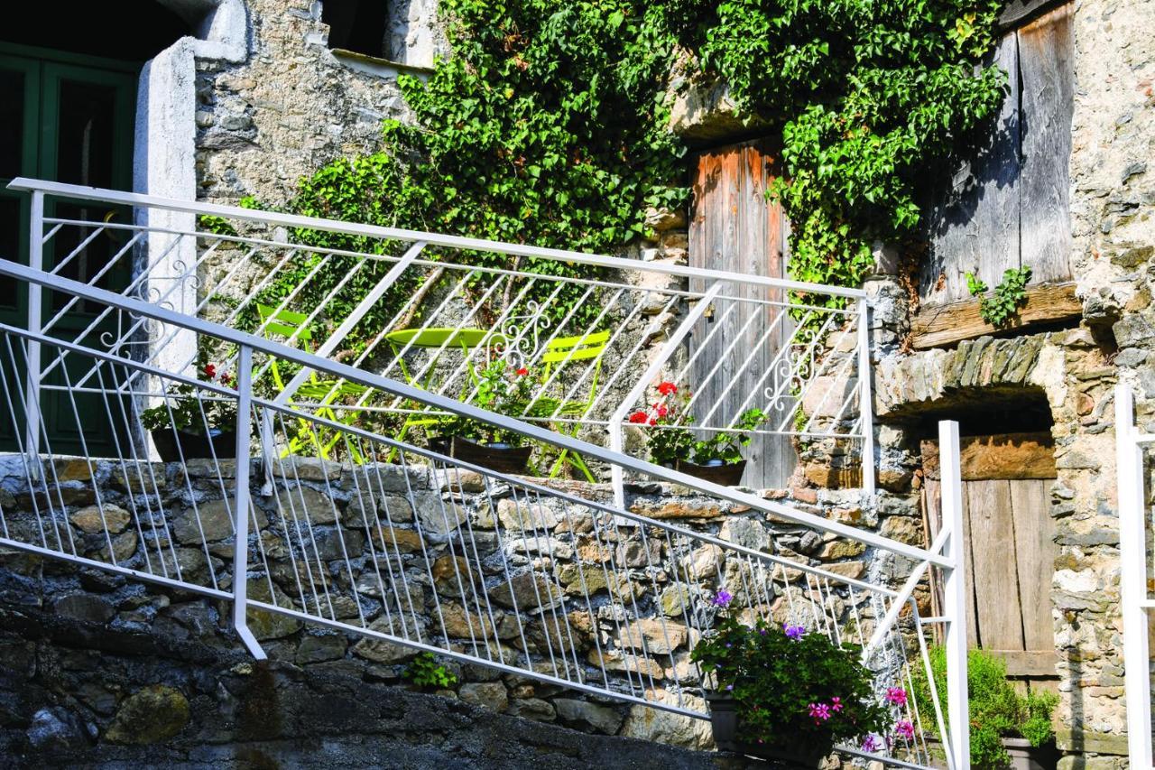 Agriturismo Nonnamelia Nasino Eksteriør bilde