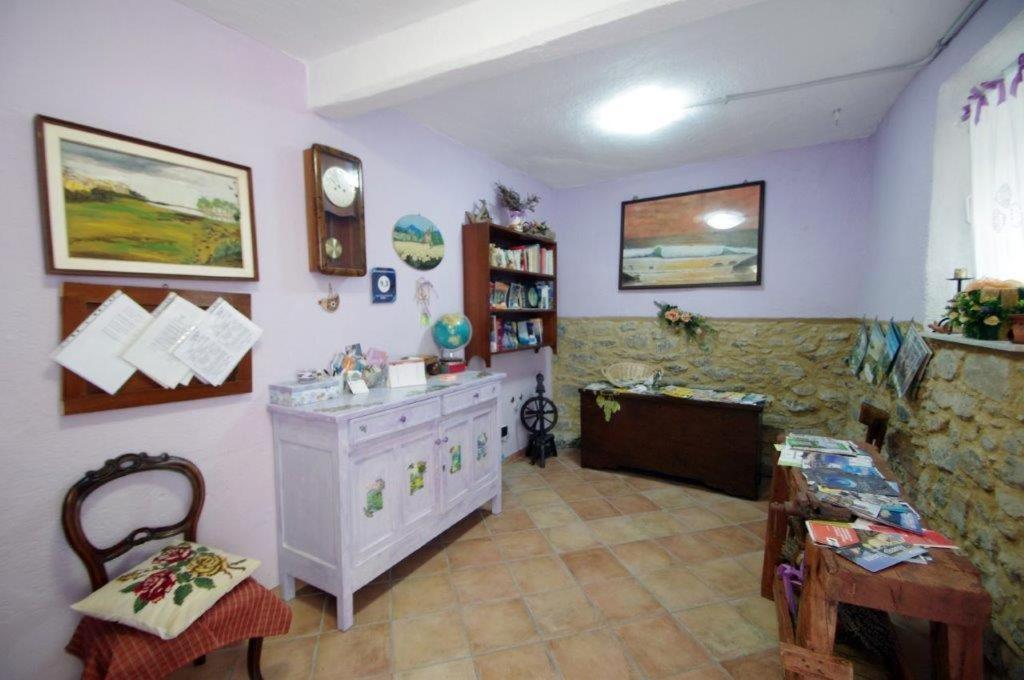Agriturismo Nonnamelia Nasino Eksteriør bilde