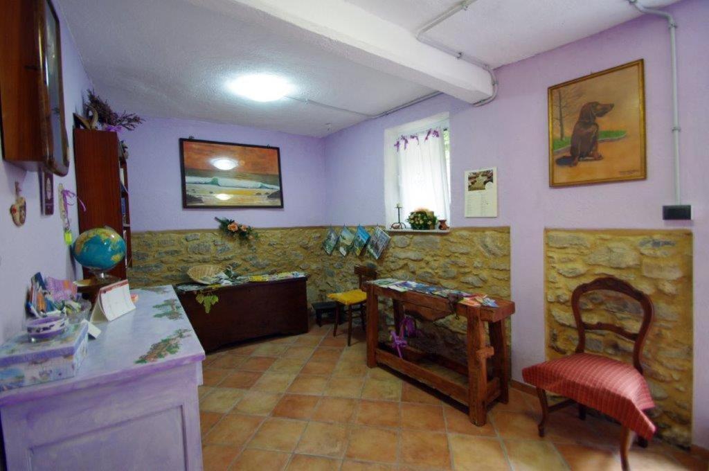 Agriturismo Nonnamelia Nasino Eksteriør bilde